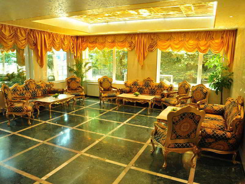 Montecito Hotel